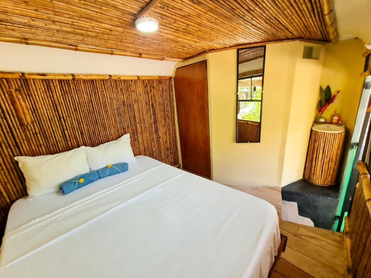 Hospedaje Combi Dream Bird Apartman Playas del Coco Kültér fotó