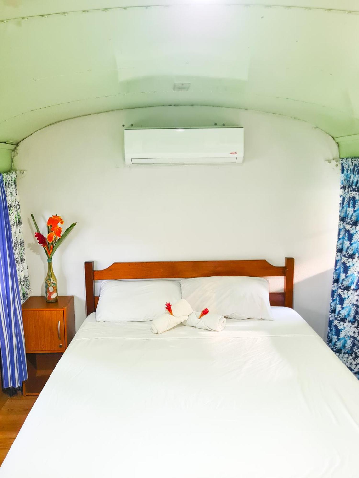 Hospedaje Combi Dream Bird Apartman Playas del Coco Kültér fotó